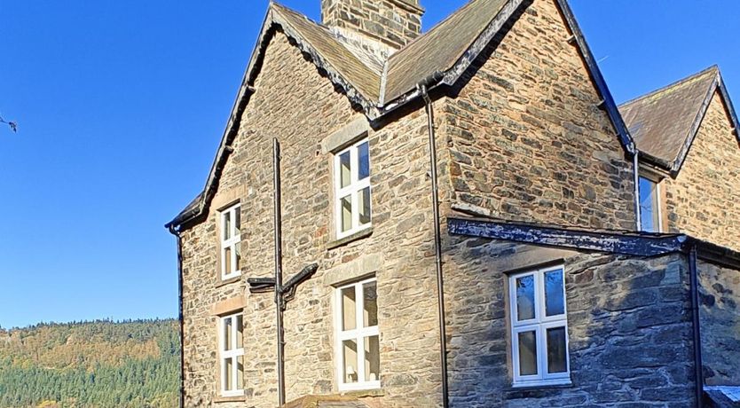 Photo of 10 Bed in Betws-y-Coed