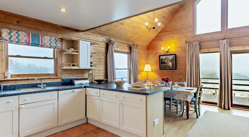 Photo of 3 Bed in Torlundy