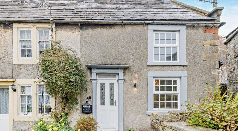 Photo of Cottage in Derbyshire