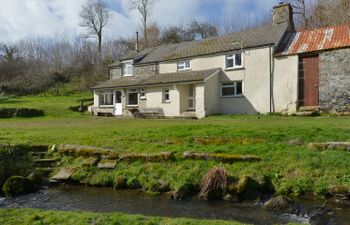 East Cleave Holiday Home