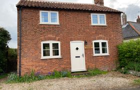 Photo of wallflower-cottage