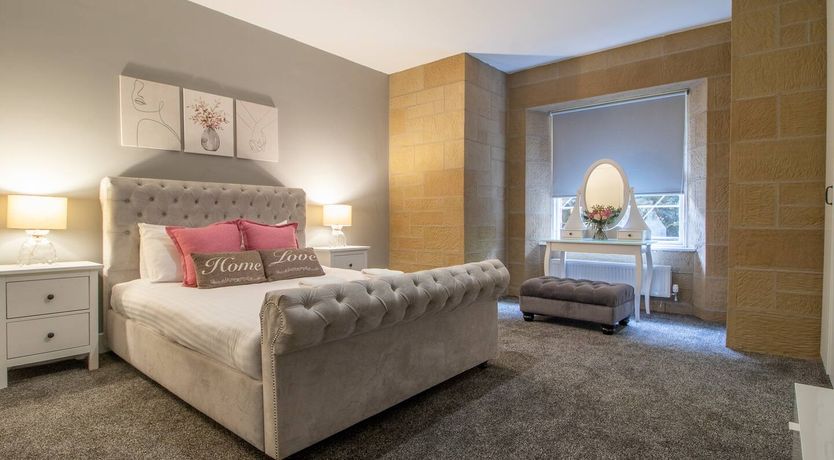 Photo of Glasgow Glow