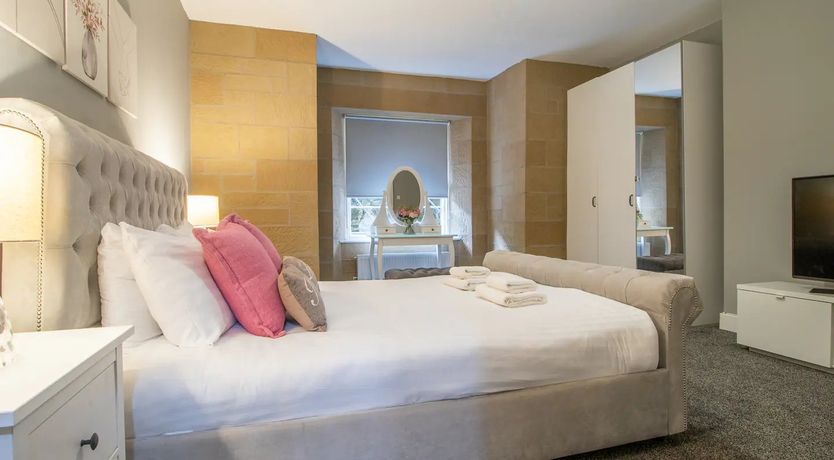 Photo of Glasgow Glow