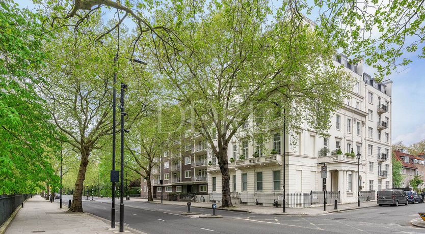 Photo of Moments in the City