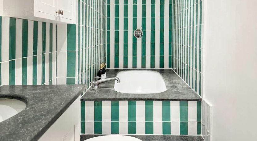 Photo of A Walk in Holland Park