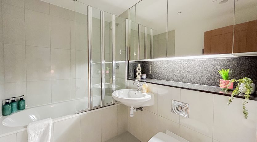 Photo of The Thames View