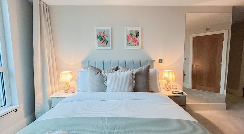 Photo of The Thames View