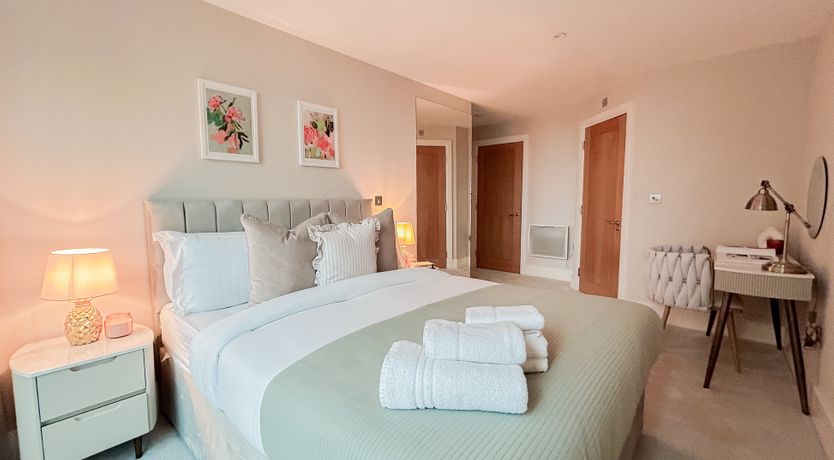 Photo of The Thames View