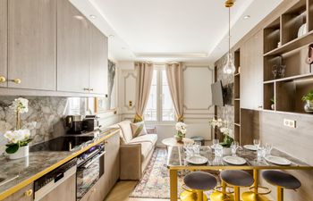 Pearl & Taupe Holiday Home
