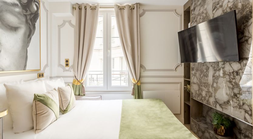 Photo of Pearl & Taupe