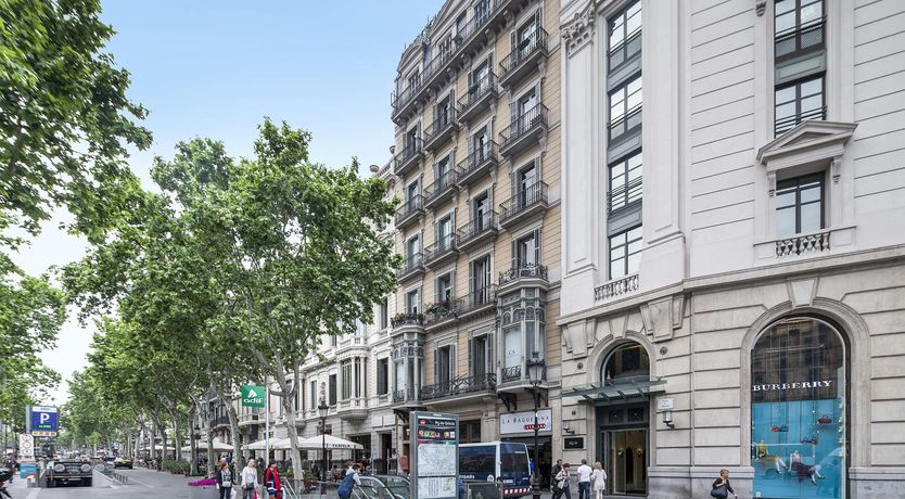 Photo of Eyes on Batlló