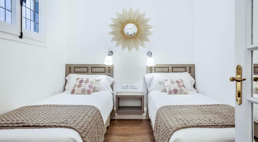 Photo of Eyes on Batlló