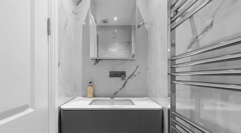 Photo of A Pad in Kensington