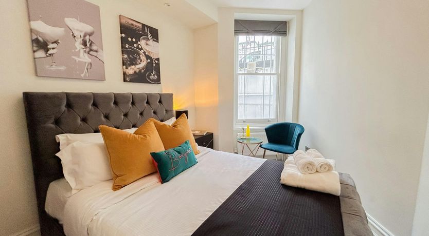 Photo of Victorian Jewel