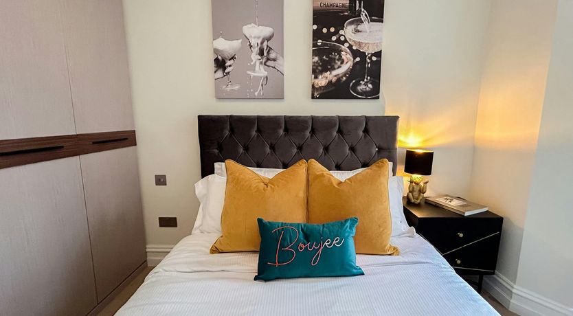 Photo of Victorian Jewel