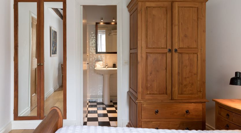 Photo of Parisian Still Life