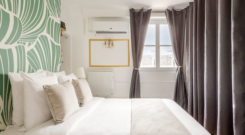 Photo of Champagne Tulip