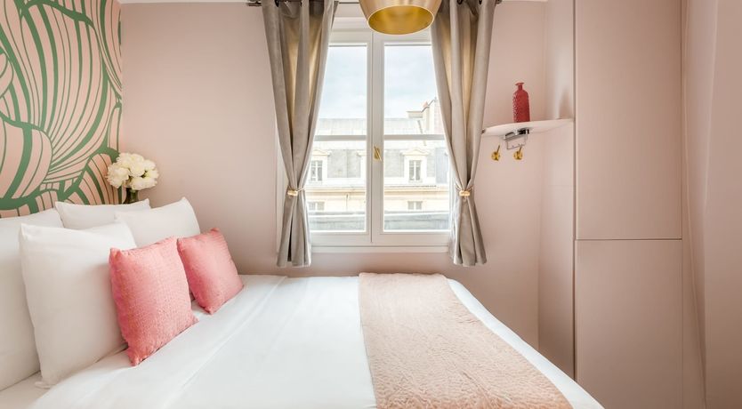 Photo of Champagne Tulip