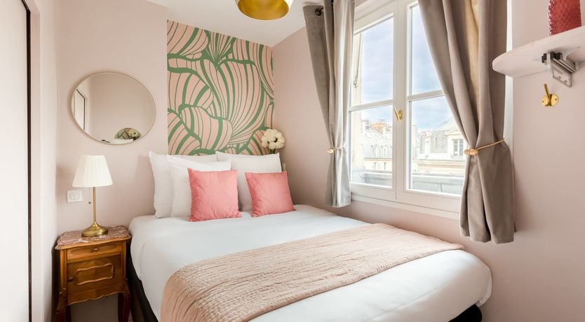 Photo of Champagne Tulip