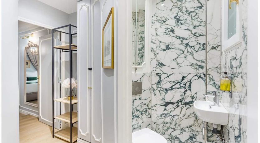 Photo of Antoinette's Necklace