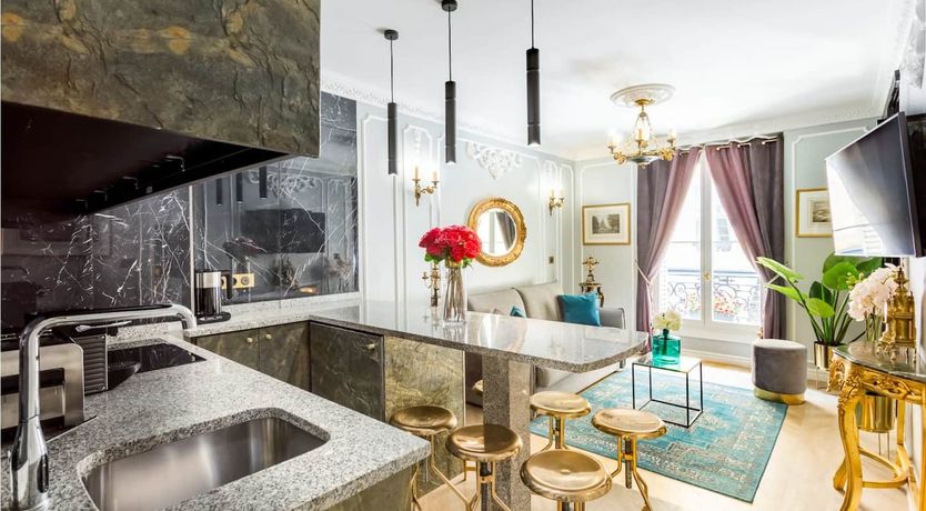 Photo of Antoinette's Necklace