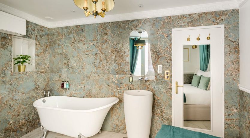 Photo of Heritage Hottie