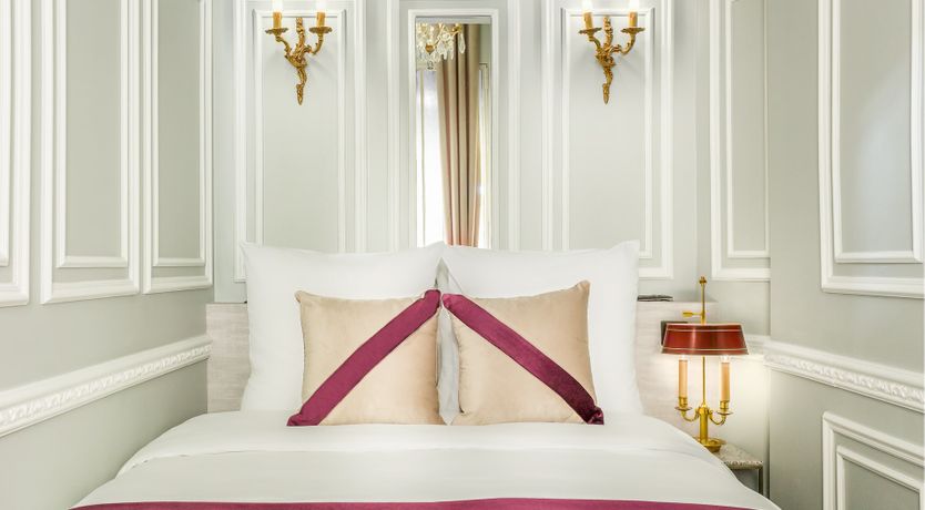 Photo of French & Chic