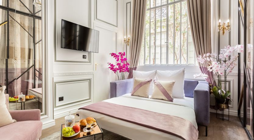 Photo of French & Chic