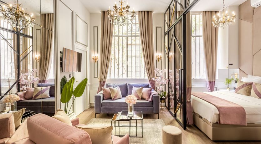 Photo of French & Chic