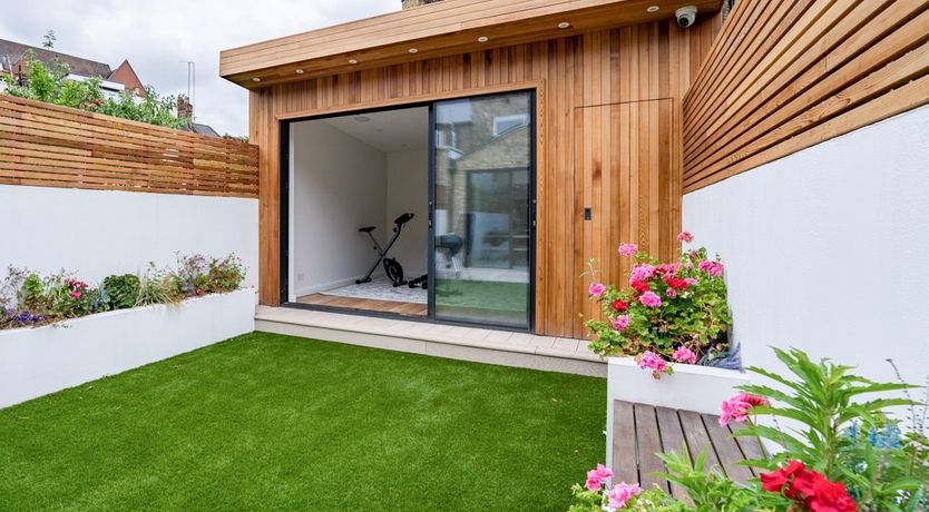 Photo of A Battersea Beauty