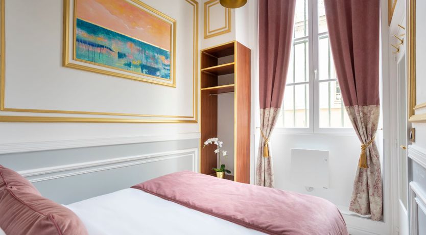 Photo of The Artsy Aristocrat