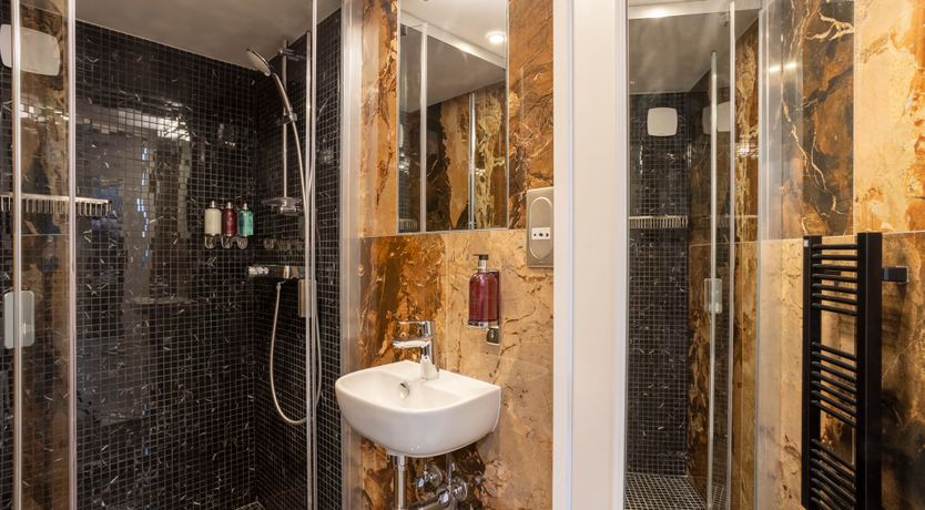 Photo of The Artsy Aristocrat