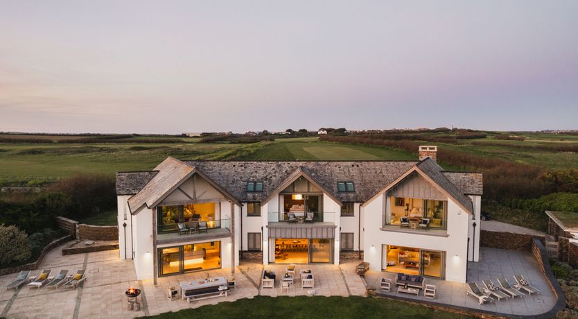 Photo of Clifftop Retreat