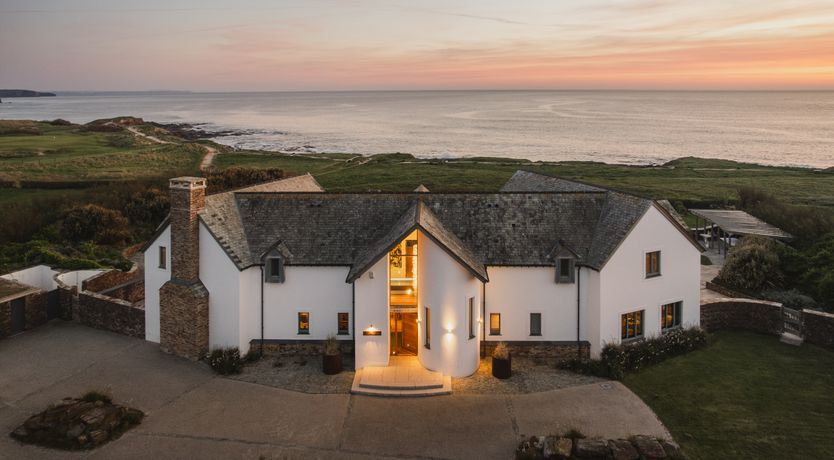 Photo of Clifftop Retreat