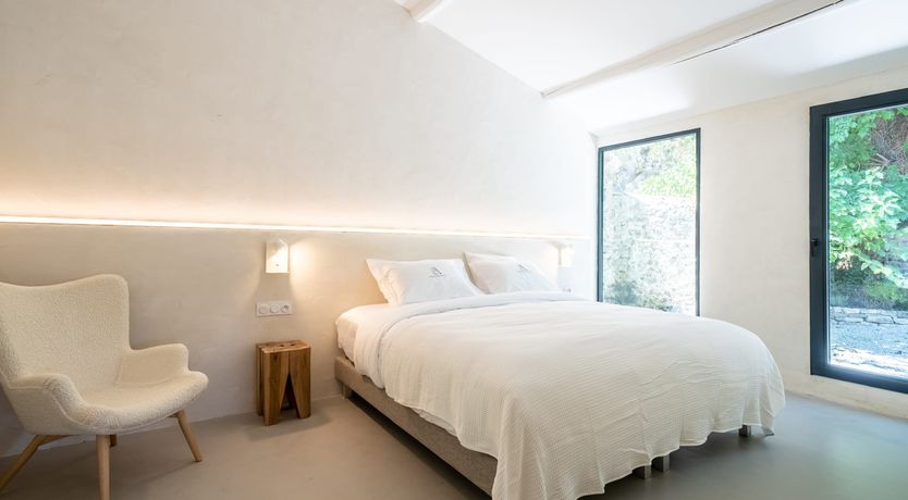 Photo of Mulberry Moon