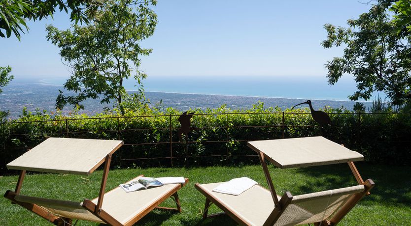 Photo of Sea & Island Vistas