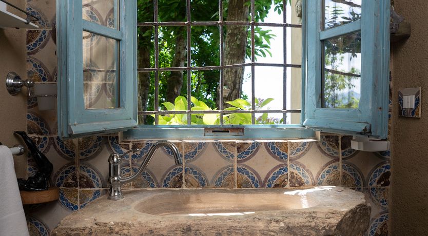 Photo of Sea & Island Vistas