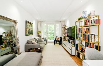Westminster Whispers Holiday Home