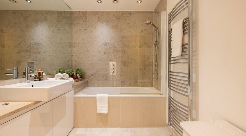 Photo of Marylebone Glow