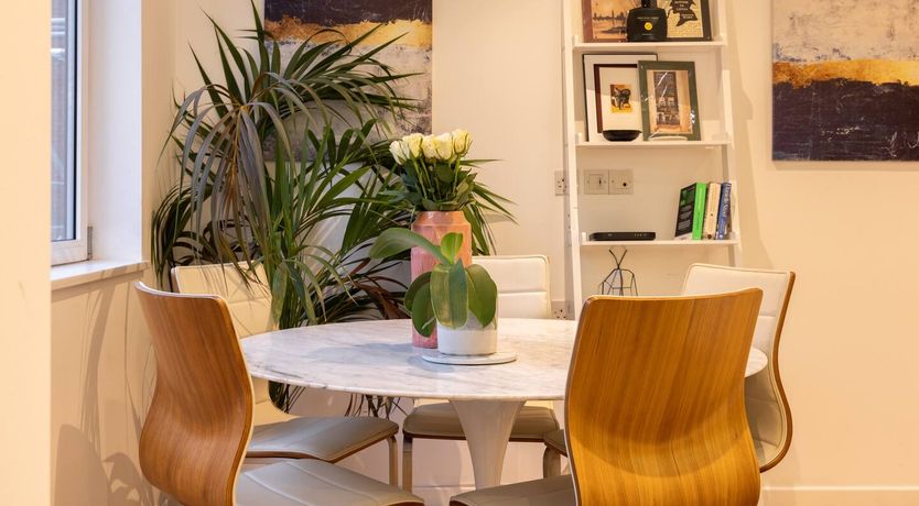 Photo of Marylebone Glow