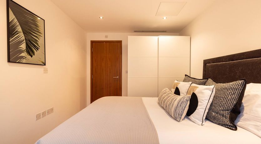 Photo of Marylebone Glow