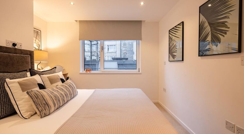 Photo of Marylebone Glow