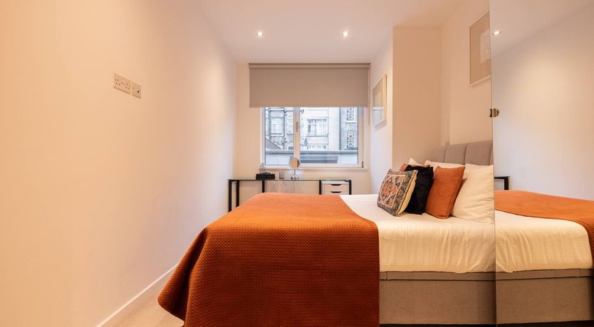 Photo of Marylebone Glow