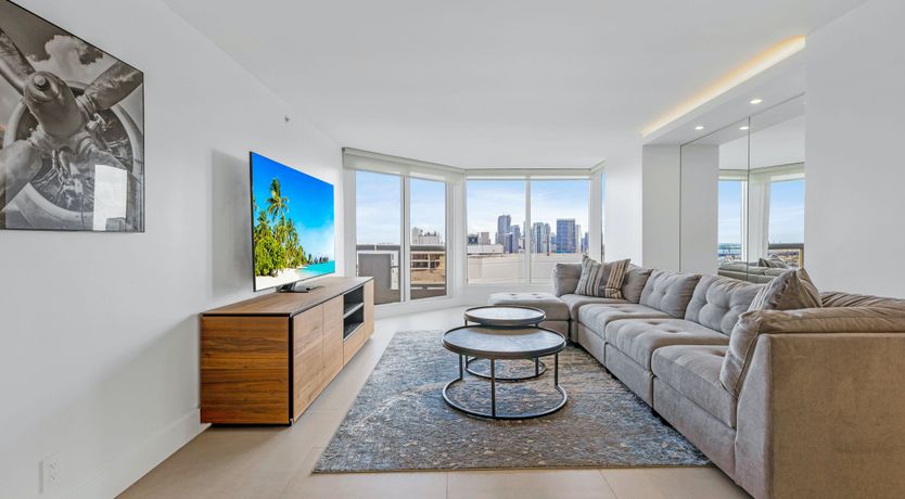 Photo of Sapphire Sparkle