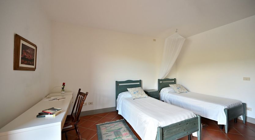 Photo of Tuscan Vine