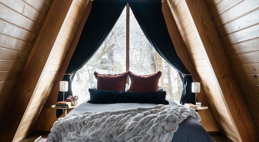 Photo of Cupid's Cabin