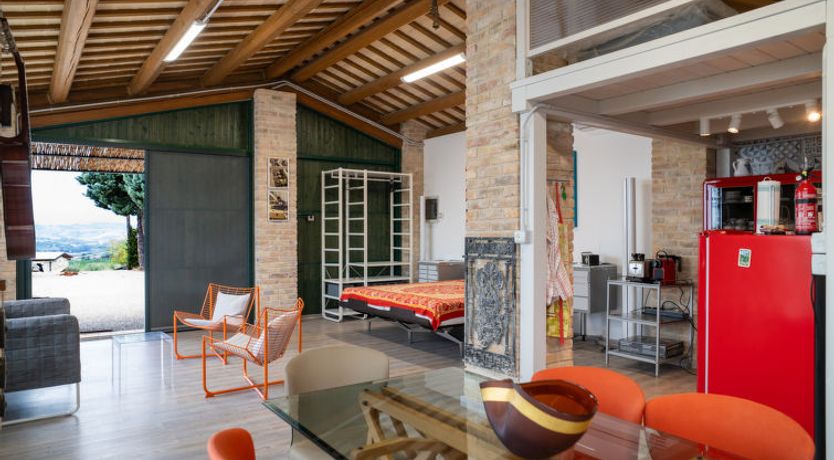 Photo of Mike's Dinghy House