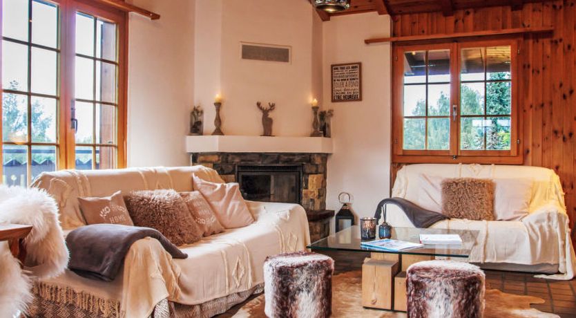 Photo of La Couronne Holiday Home 2