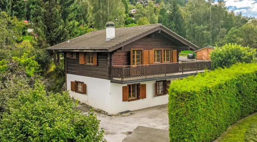 Photo of La Couronne Holiday Home 2