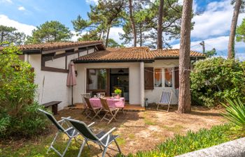 Hameau du courant Holiday Home